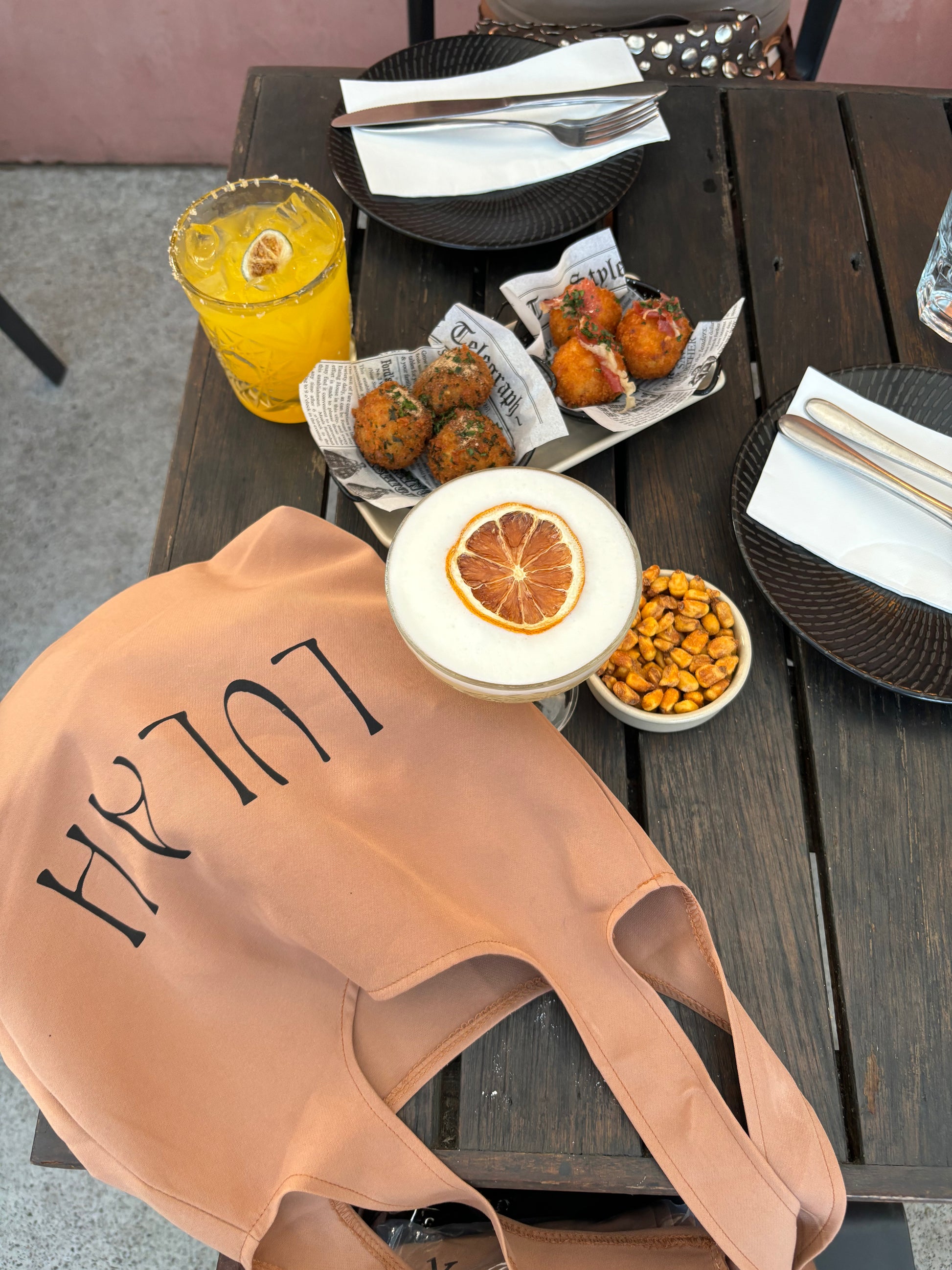 TOTE BAG